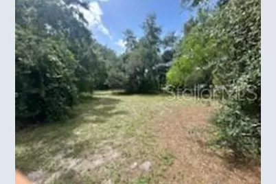 3910 Dunn Drive, Sarasota, FL 34233 - Photo 2