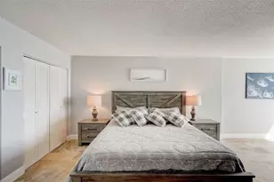 2425 Gulf of Mexico Dr, Longboat Key, FL 34228 - Photo 12