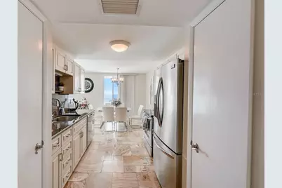 2425 Gulf Of Mexico Drive #14B, Longboat Key, FL 34228 - Photo 10