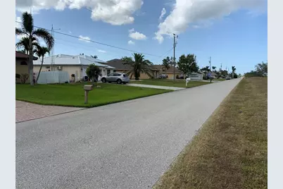 2510 Miracle Parkway, Cape Coral, FL 33914 - Photo 6