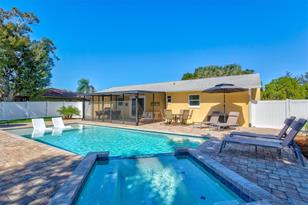 3210 Wood St, Sarasota, FL 34237 - Photo 8