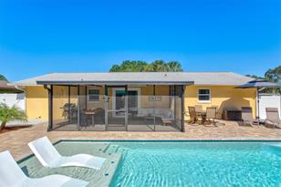 3210 Wood St, Sarasota, FL 34237 - Photo 26