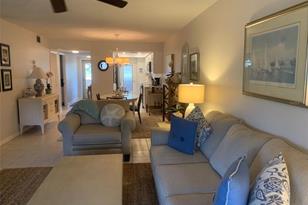 512 W Venice Ave, Venice, FL 34285 - Photo 4