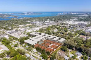 2170 Robinhood St, Sarasota, FL 34231 - Photo 2