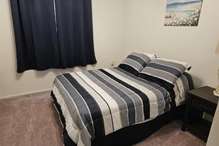 3528 Lake Bayshore Dr, Bradenton, FL 34205 - Photo 16