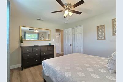 4658 Maceachen Boulevard, Sarasota, FL 34233 - Photo 14