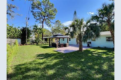 4658 Maceachen Boulevard, Sarasota, FL 34233 - Photo 20