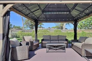 4658 Maceachen Blvd, Sarasota, FL 34233 - Photo 34