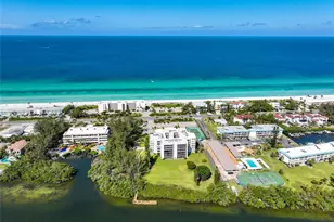 3240 Gulf of Mexico Dr, Longboat Key, FL 34228 - Photo 38