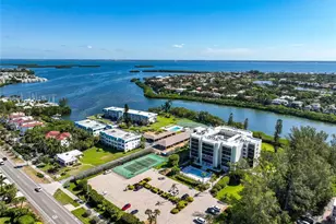 3240 Gulf of Mexico Dr, Longboat Key, FL 34228 - Photo 34