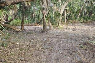 18417 Daysland Ave, Port Charlotte, FL 33952 - Photo 1