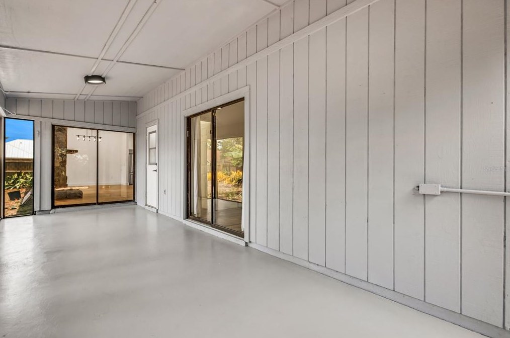 4912 80th Avenue Cir, Sarasota FL  34243-4915 exterior