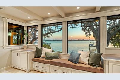 421 Waterside Lane, Nokomis, FL 34275 - Photo 2