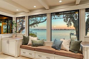 421 Waterside Ln, Nokomis, FL 34275 - Photo 2