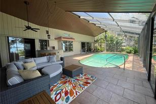 421 Waterside Ln, Nokomis, FL 34275 - Photo 10