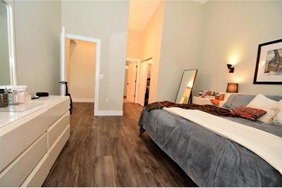 1631 Starling Drive #204, Sarasota, FL 34231 - Photo 18