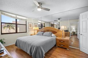 8770 Midnight Pass Rd, Sarasota, FL 34242 - Photo 18