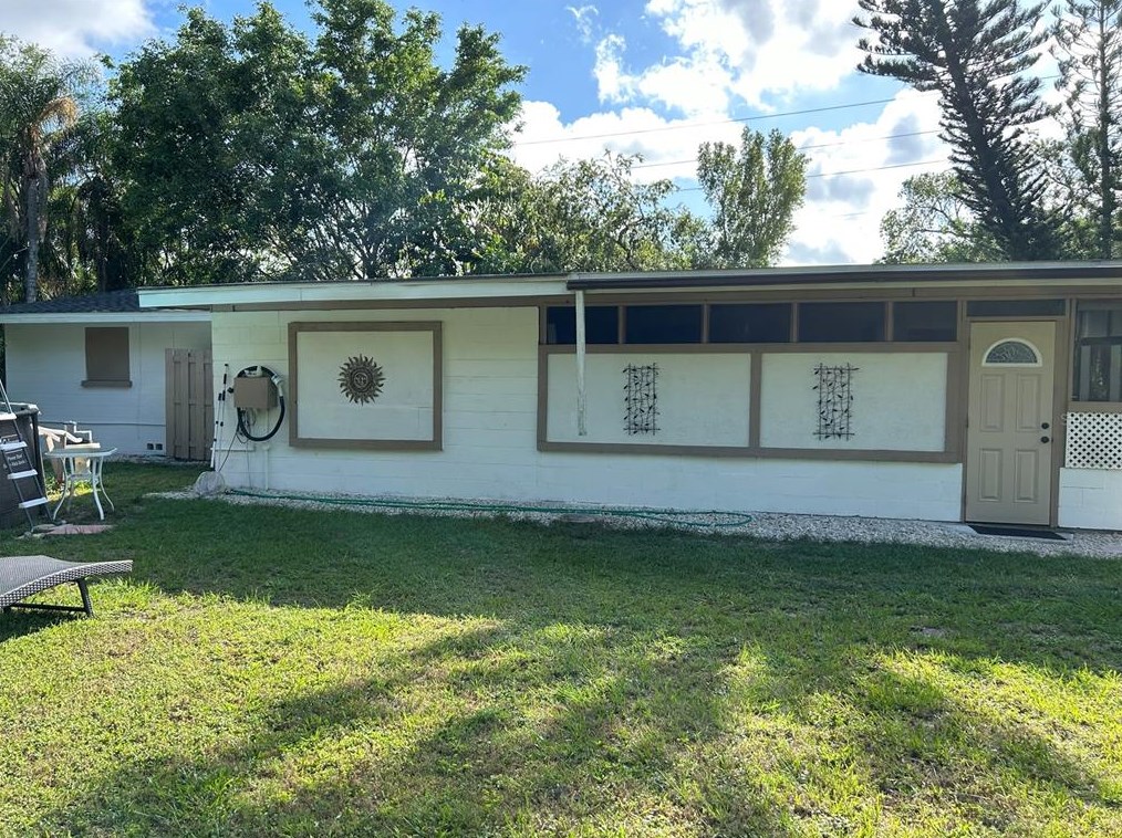 4623 60th Street Ct, Bradenton FL  34209-5500 exterior