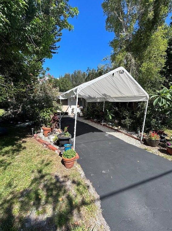 4623 60th Street Ct, Bradenton, FL 34203-2728