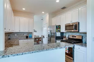 5805 Wake Forest Run, Lakewood Ranch, FL 34211 - Photo 10
