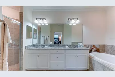 5805 Wake Forest Run #103, Lakewood Ranch, FL 34211 - Photo 20