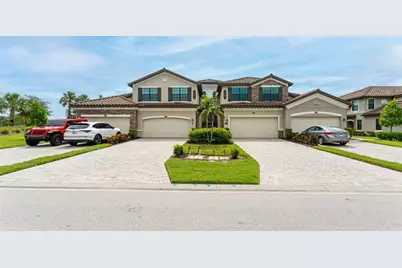 5805 Wake Forest Run #103, Lakewood Ranch, FL 34211 - Photo 2