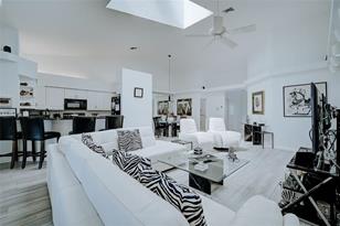 4006 Caddie Dr E, Bradenton, FL 34203 - Photo 14