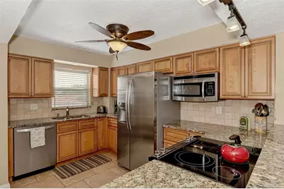 116 Vista Hermosa Circle #210C, Sarasota, FL 34242 - Photo 10