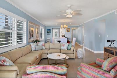 4325 Gulf Of Mexico Drive #208, Longboat Key, FL 34228 - Photo 10