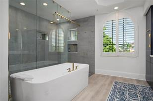 9122 Midnight Pass Rd, Sarasota, FL 34242 - Photo 32