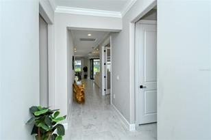 18114 Waterville Pl, Bradenton, FL 34202 - Photo 4