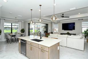 18114 Waterville Pl, Bradenton, FL 34202 - Photo 8