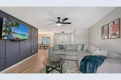 3924 Helene Street, Sarasota, FL 34233 - Photo 12