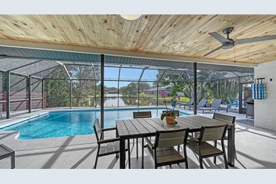 3924 Helene Street, Sarasota, FL 34233 - Photo 1