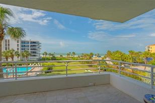 2109 Gulf of Mexico Dr, Longboat Key, FL 34228 - Photo 10