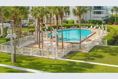2109 Gulf Of Mexico Drive #1203, Longboat Key, FL 34228 - Photo 32