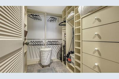 2109 Gulf Of Mexico Drive #1203, Longboat Key, FL 34228 - Photo 32