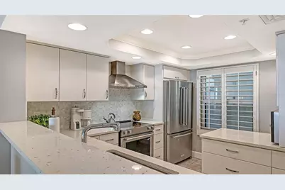 2109 Gulf Of Mexico Drive #1203, Longboat Key, FL 34228 - Photo 6