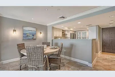 2109 Gulf Of Mexico Drive #1203, Longboat Key, FL 34228 - Photo 20