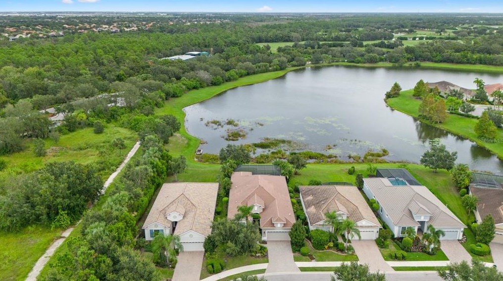 14409 Stirling Dr, Bradenton, FL 34202