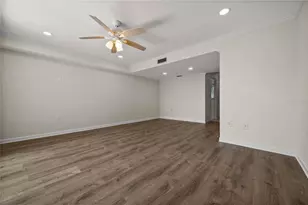 3700 Beneva Rd, Sarasota, FL 34232 - Photo 10