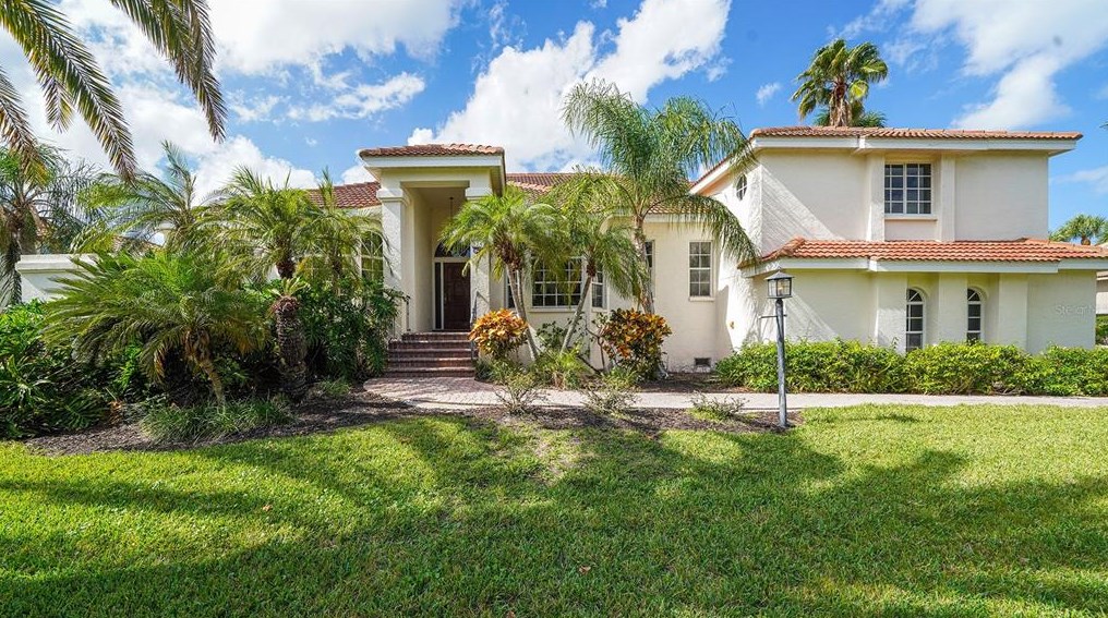 3281 Bayou Rd, Longboat Key, FL 34228