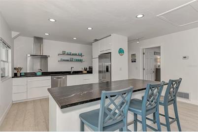 5516 Avenida Del Mare, Sarasota, FL 34242 - Photo 18