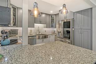 1601 Bayhouse Point Dr, Sarasota, FL 34231 - Photo 12