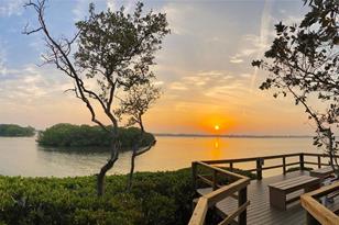 1601 Bayhouse Point Dr, Sarasota, FL 34231 - Photo 50