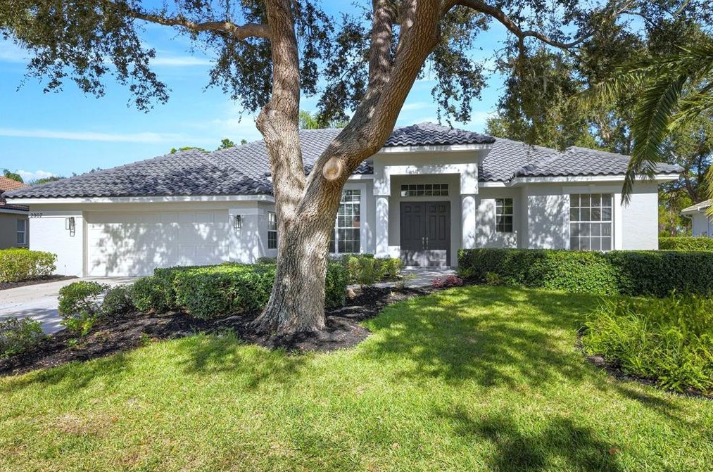 2007 White Feather Ln, Nokomis, FL 34275