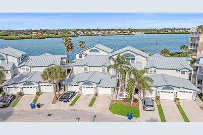 1360 Siesta Bayside Drive #1360-D, Sarasota, FL 34242 - Photo 22
