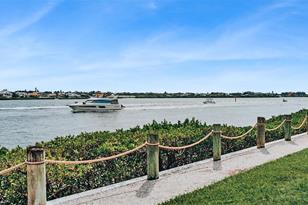 1241 Siesta Bayside Dr, Sarasota, FL 34242 - Photo 18