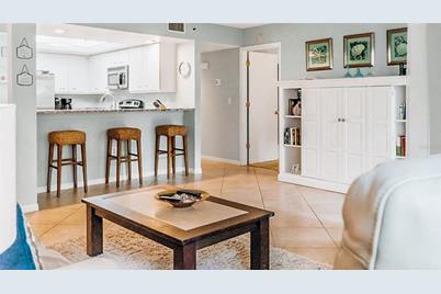 1272 Siesta Bayside Drive #1272-C, Sarasota, FL 34242 - Photo 8