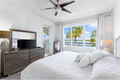 615 Dream Island Road #202, Longboat Key, FL 34228 - Photo 22